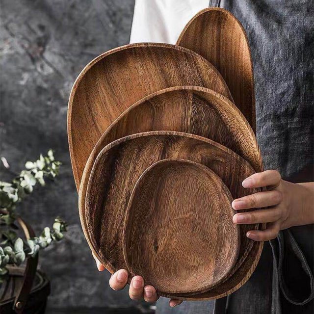 Laconic Design Wooden Plate