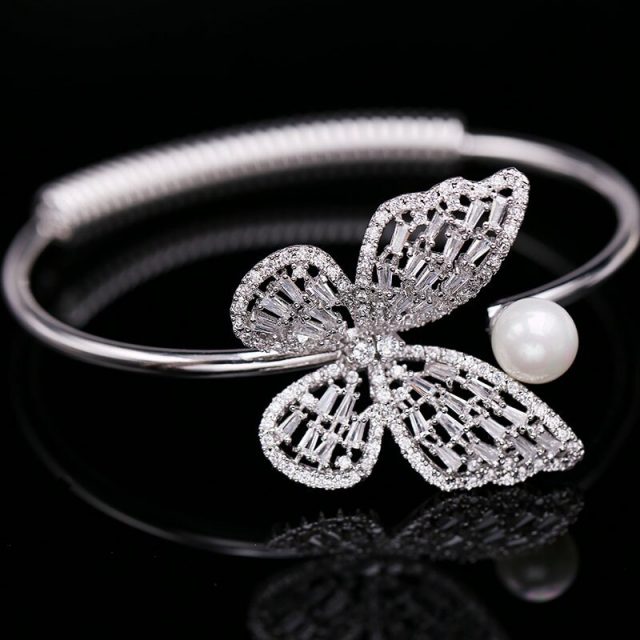 Women’s Luxury Butterfly Pearl Jewelry Set